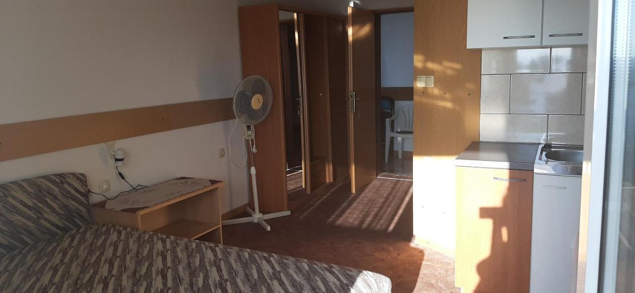 Apartmani Ljubica Klenovica Exteriér fotografie